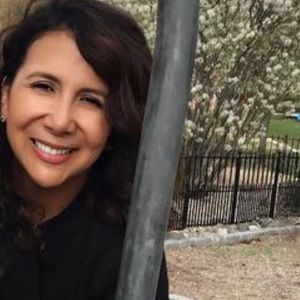 Meet your Posher, Lina